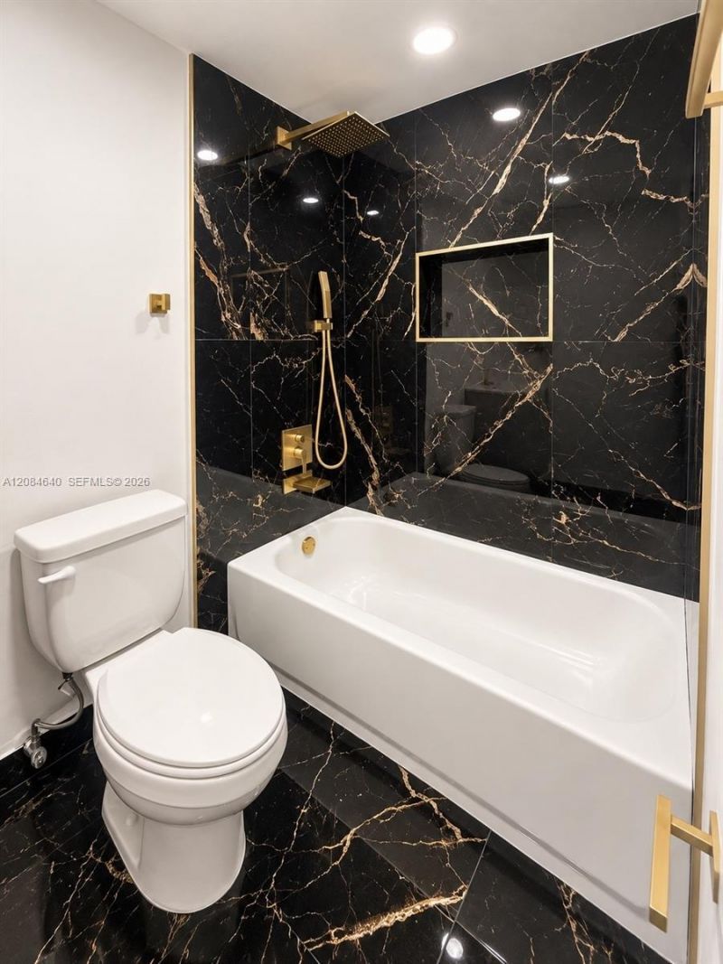5055 NW 7th St , Unit 708, Miami, FL 33126 Photo