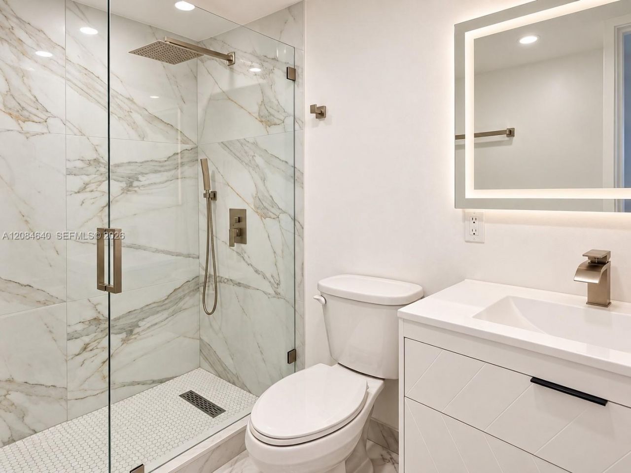 5055 NW 7th St , Unit 708, Miami, FL 33126 Photo