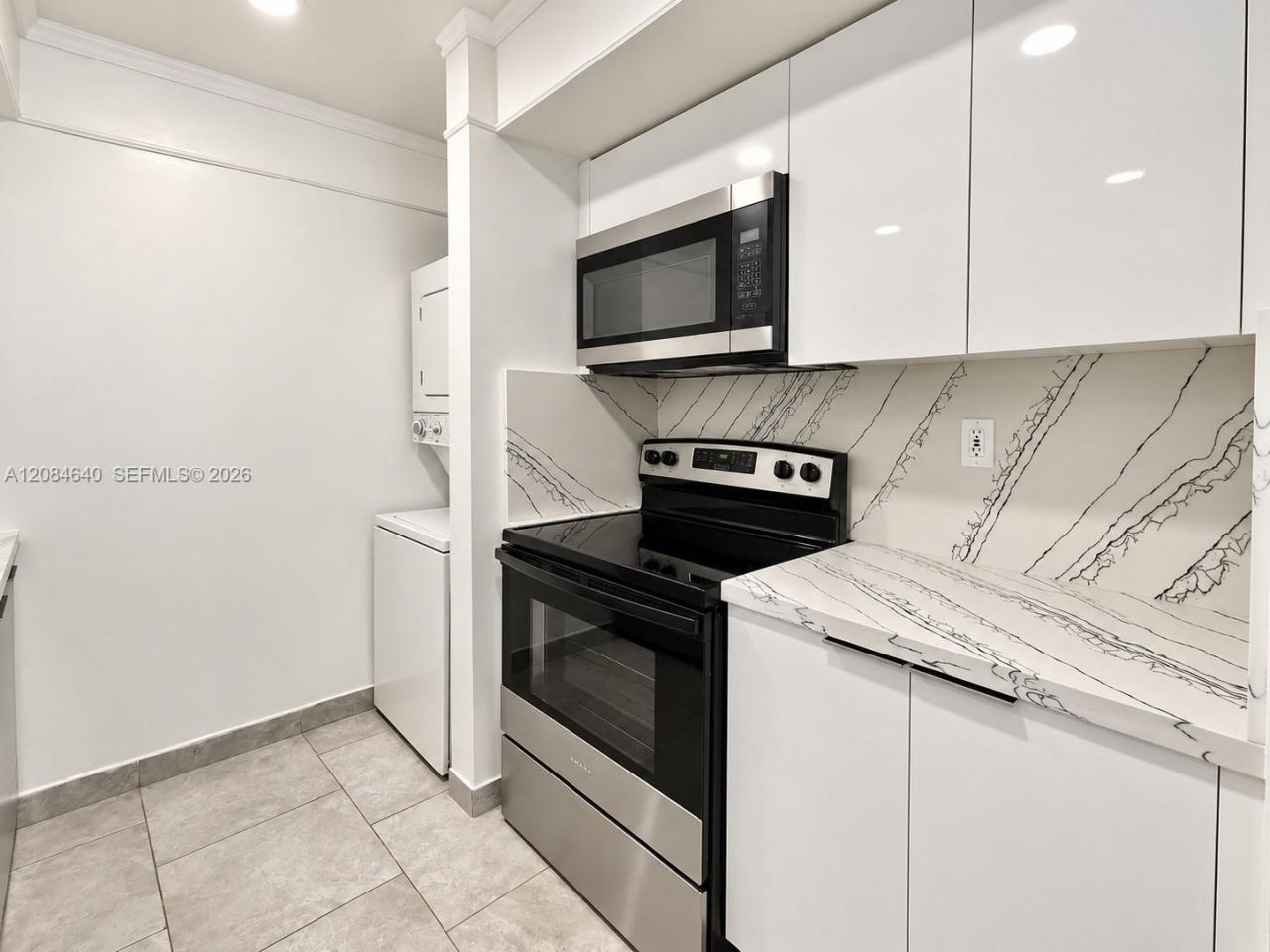 5055 NW 7th St , Unit 708, Miami, FL 33126 Photo