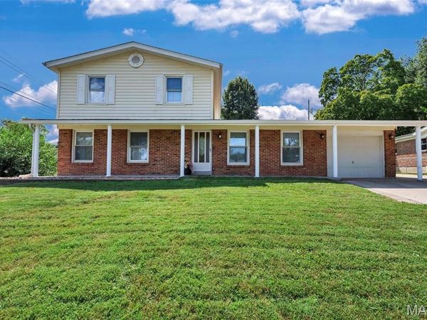 1533 Sherman Drive , St Charles, MO 63303