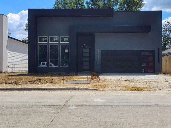 4532 Luzon Street , Dallas, TX 75216