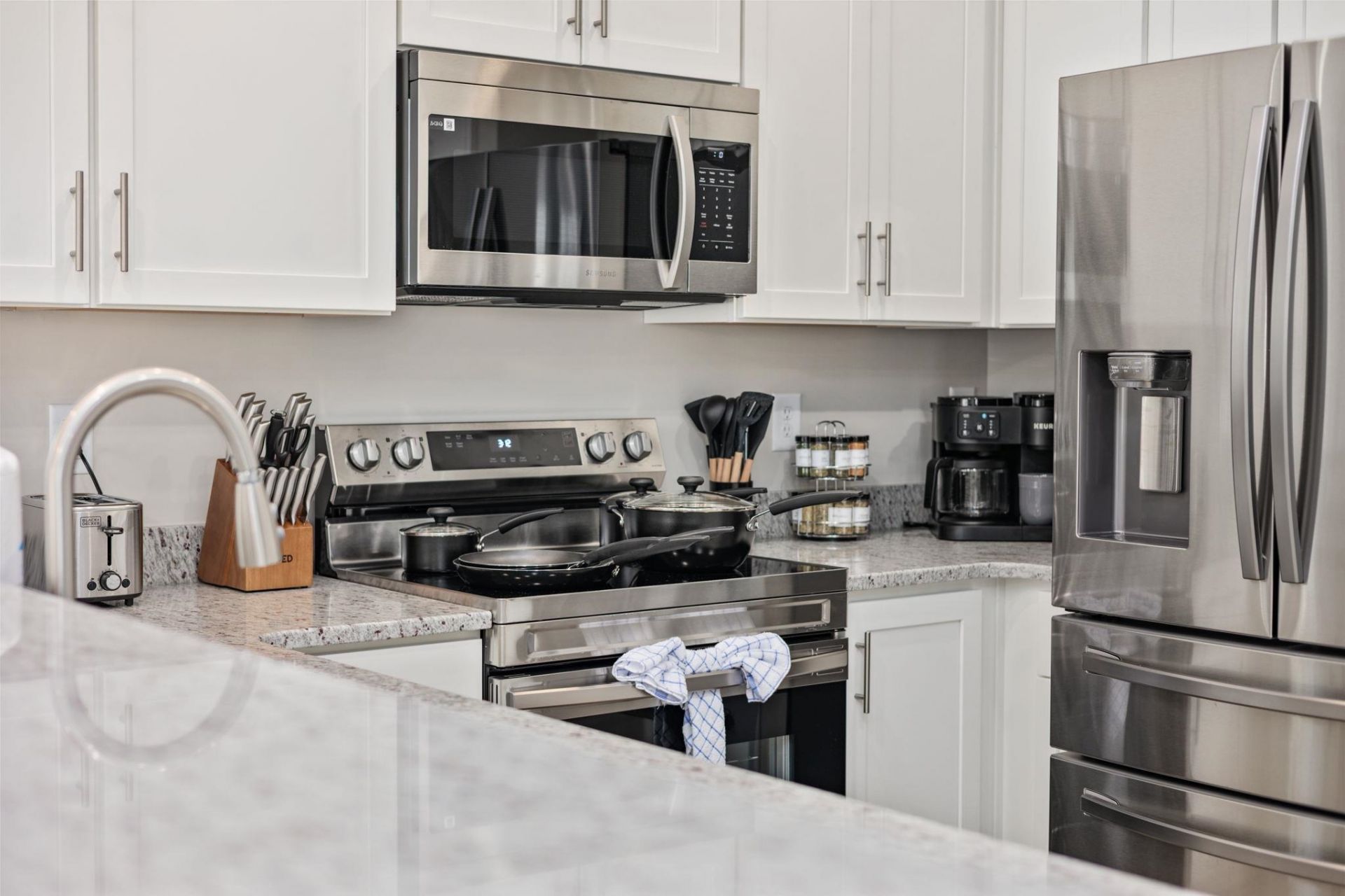 202 Madison Ct. Photo 14
