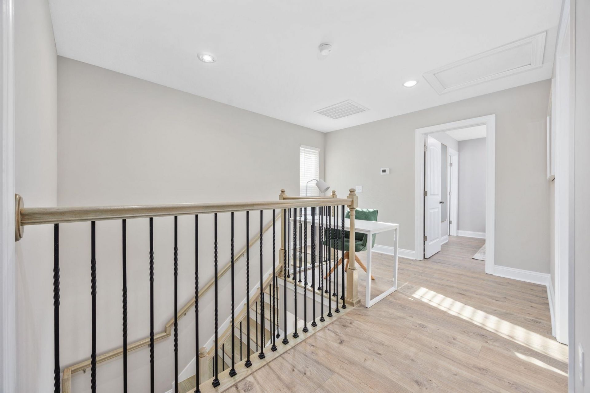 202 Madison Ct. Photo 16