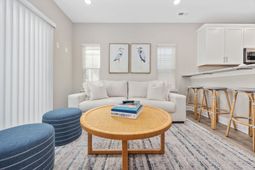 202 Madison Ct. photo 4