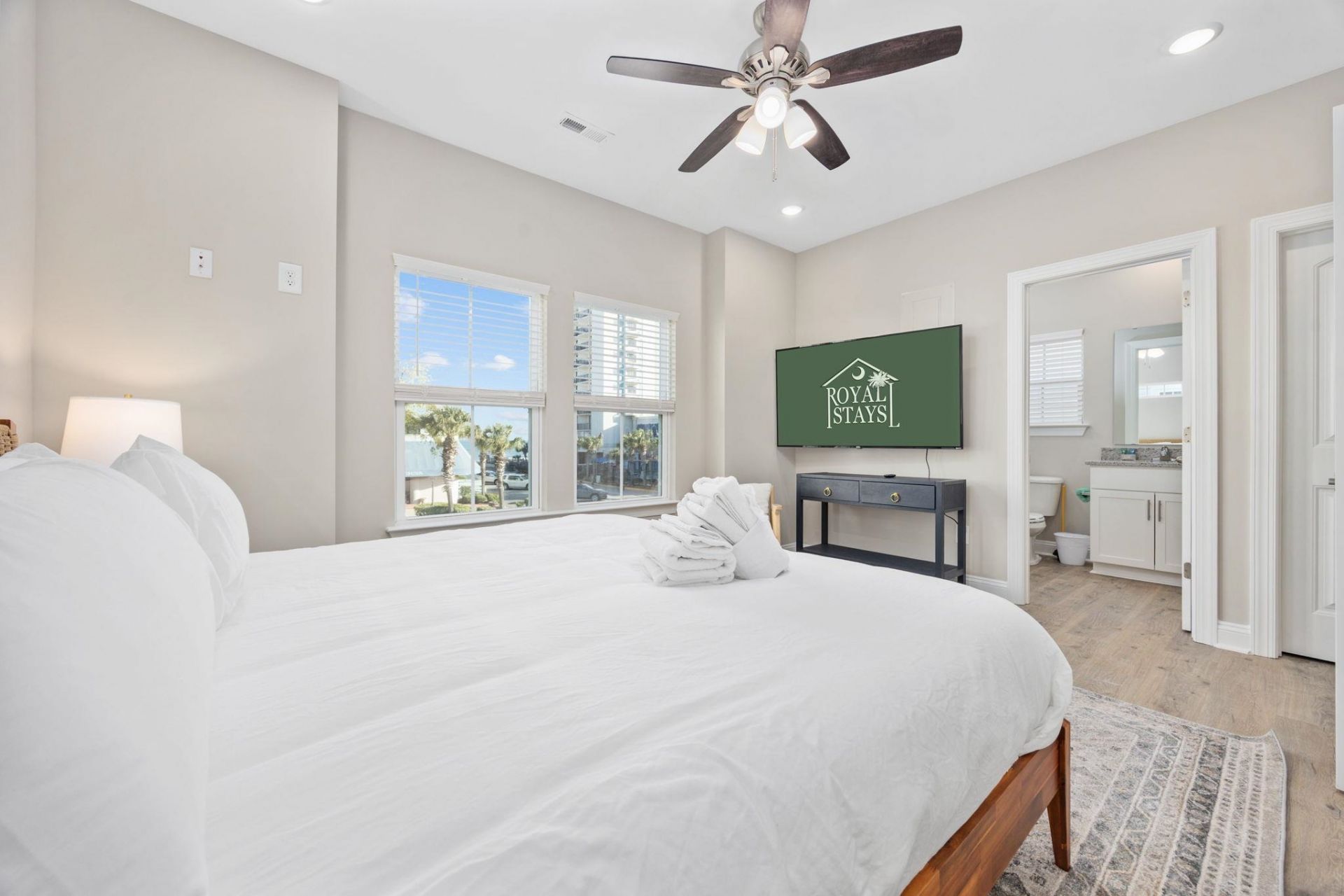 202 Madison Ct. Photo 32