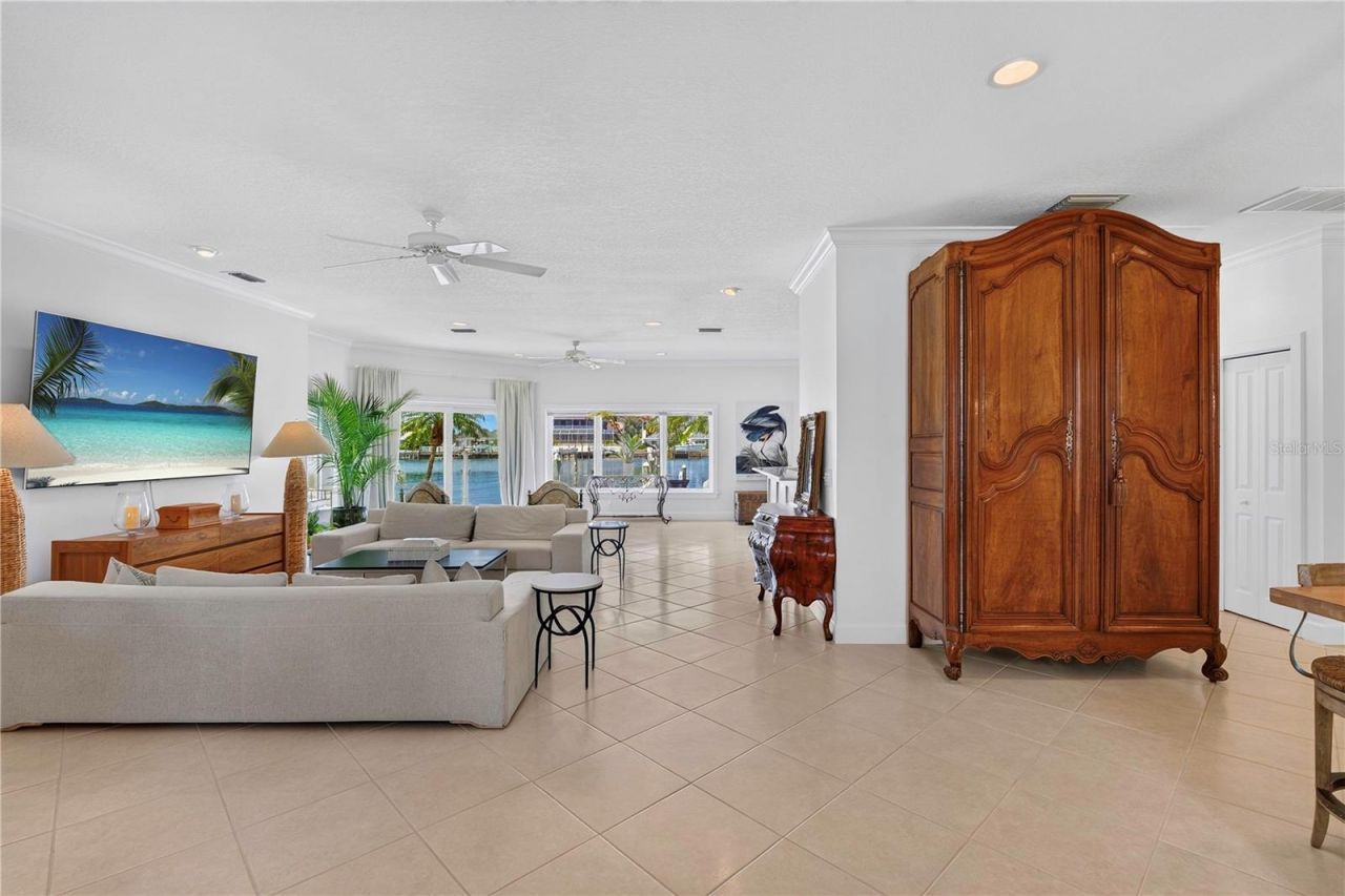 204 Poinciana Lane, Largo, FL 33770 Photo