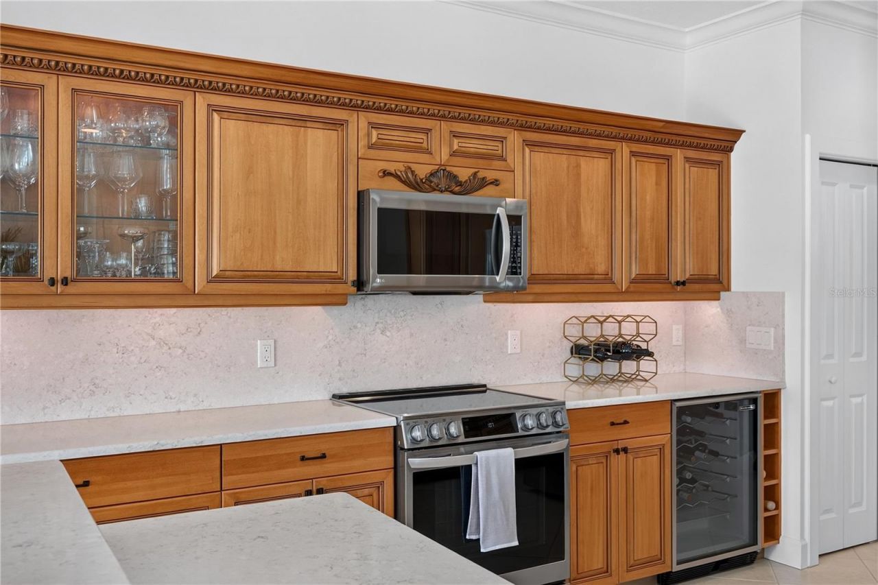 204 Poinciana Lane, Largo, FL 33770 Photo