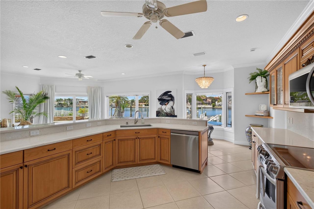 204 Poinciana Lane, Largo, FL 33770 Photo