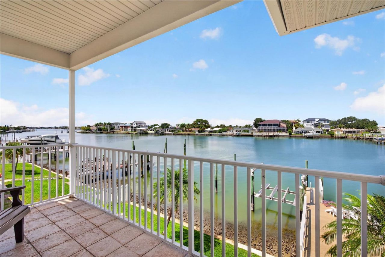 204 Poinciana Lane, Largo, FL 33770 Photo