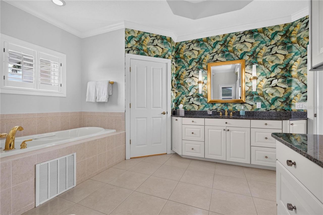 204 Poinciana Lane, Largo, FL 33770 Photo