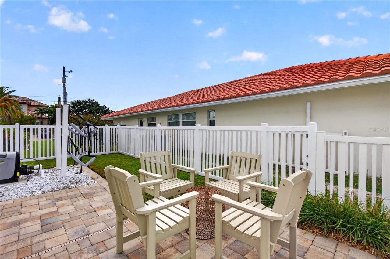 204 Poinciana Lane, Largo, FL 33770 Photo