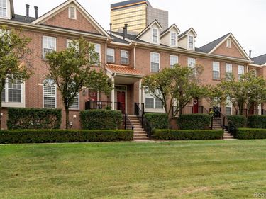 25540 Saint James , Southfield, Mi 48075