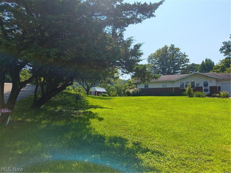 1380 Mount Tom Road, Marietta, OH 45750 Photo 2