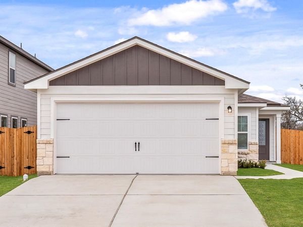 226 Myrtle Oak DR , Maxwell, TX 78656