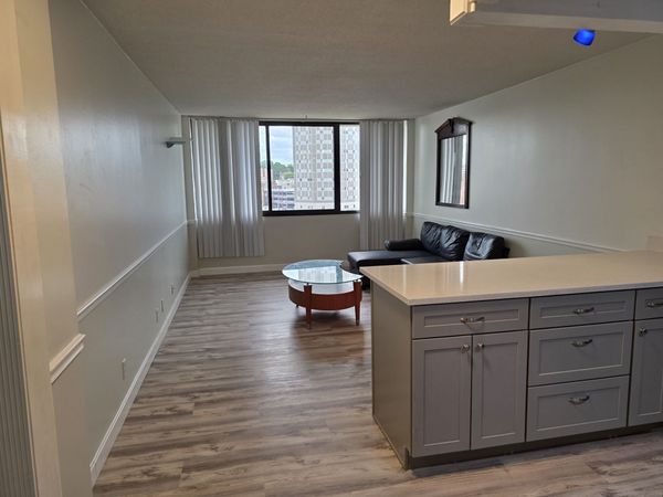 70 Southbridge St, Unit 811, Worcester, MA 01608