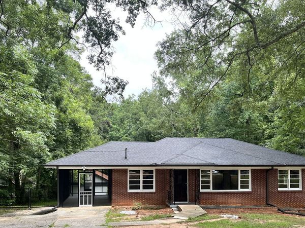 2122 SW Kimberly Road SW, Atlanta, GA 30331