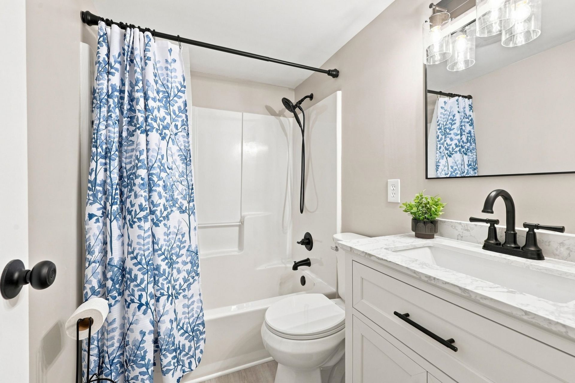 1500 Cenith Dr. Photo 14