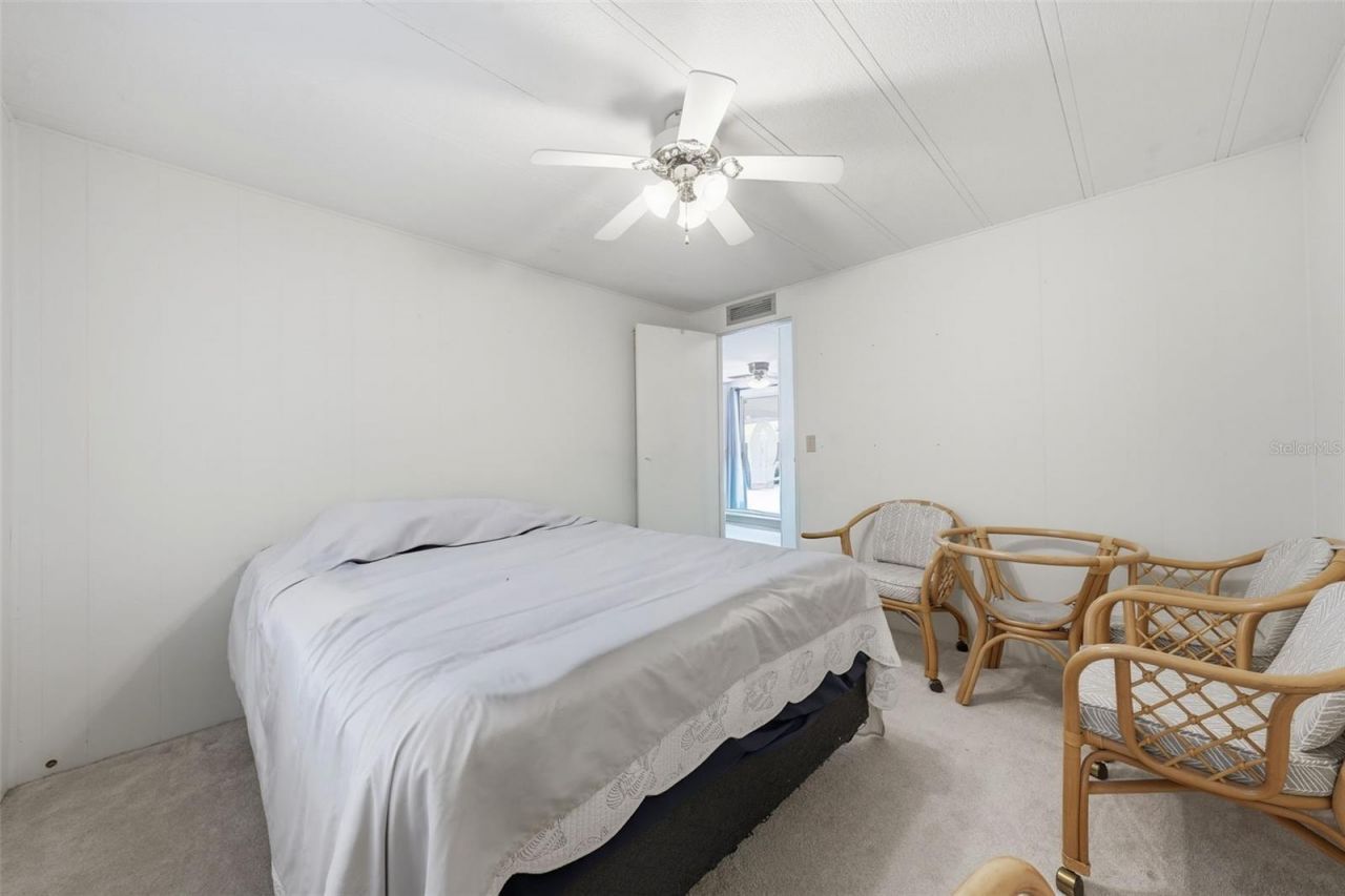 695 Buccaneer Boulevard, Tavares, FL 32778 Photo