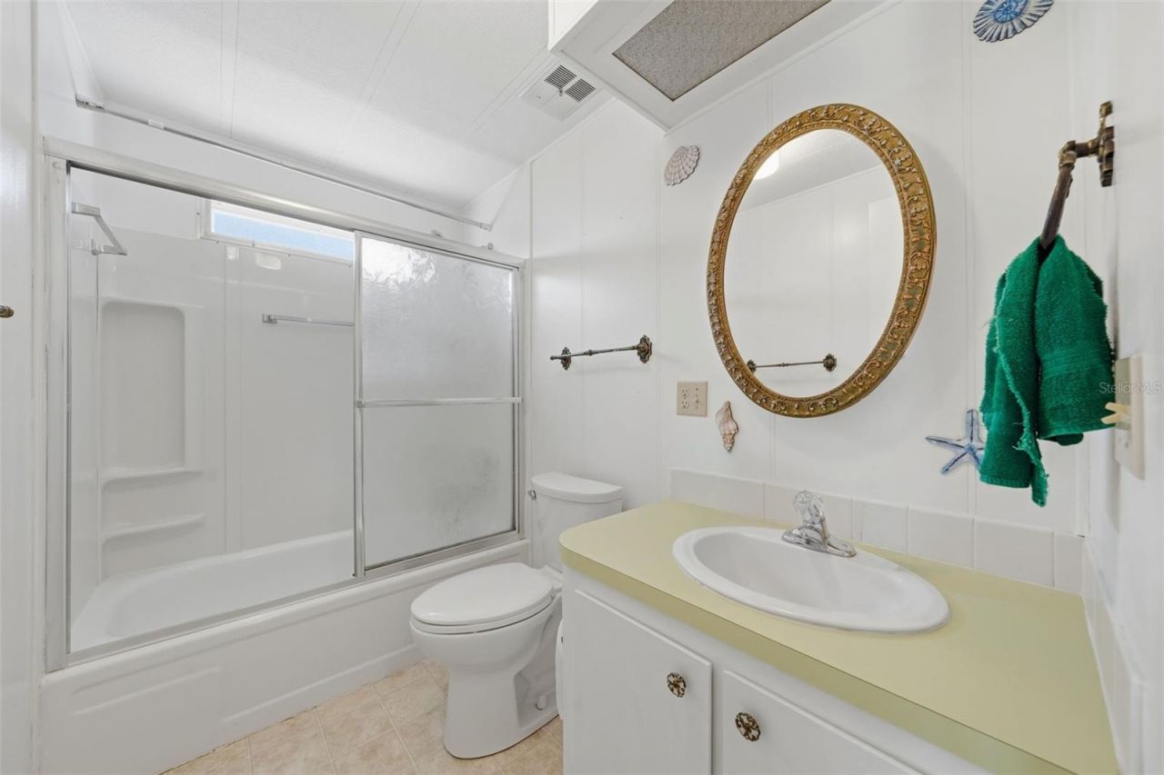 695 Buccaneer Boulevard, Tavares, FL 32778 Photo