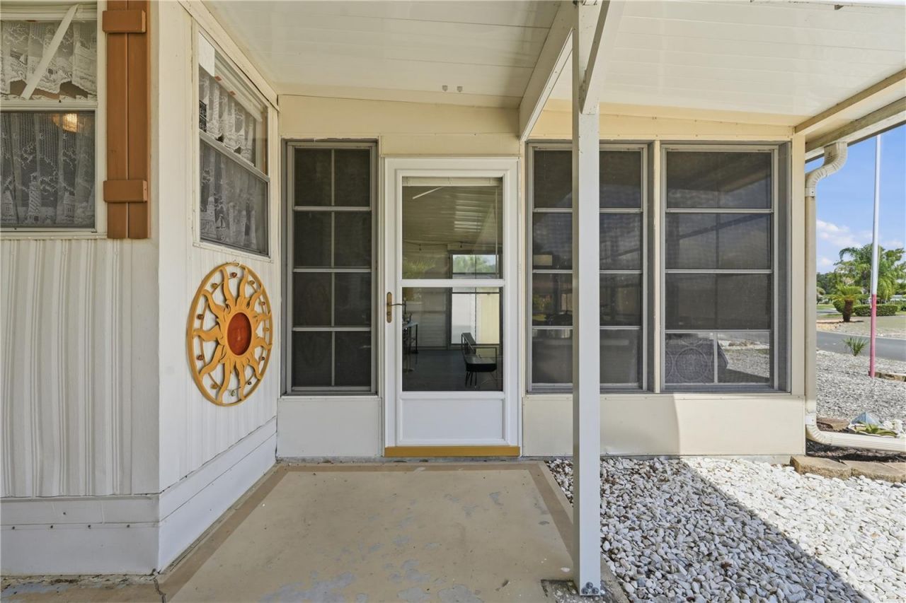 695 Buccaneer Boulevard, Tavares, FL 32778 Photo