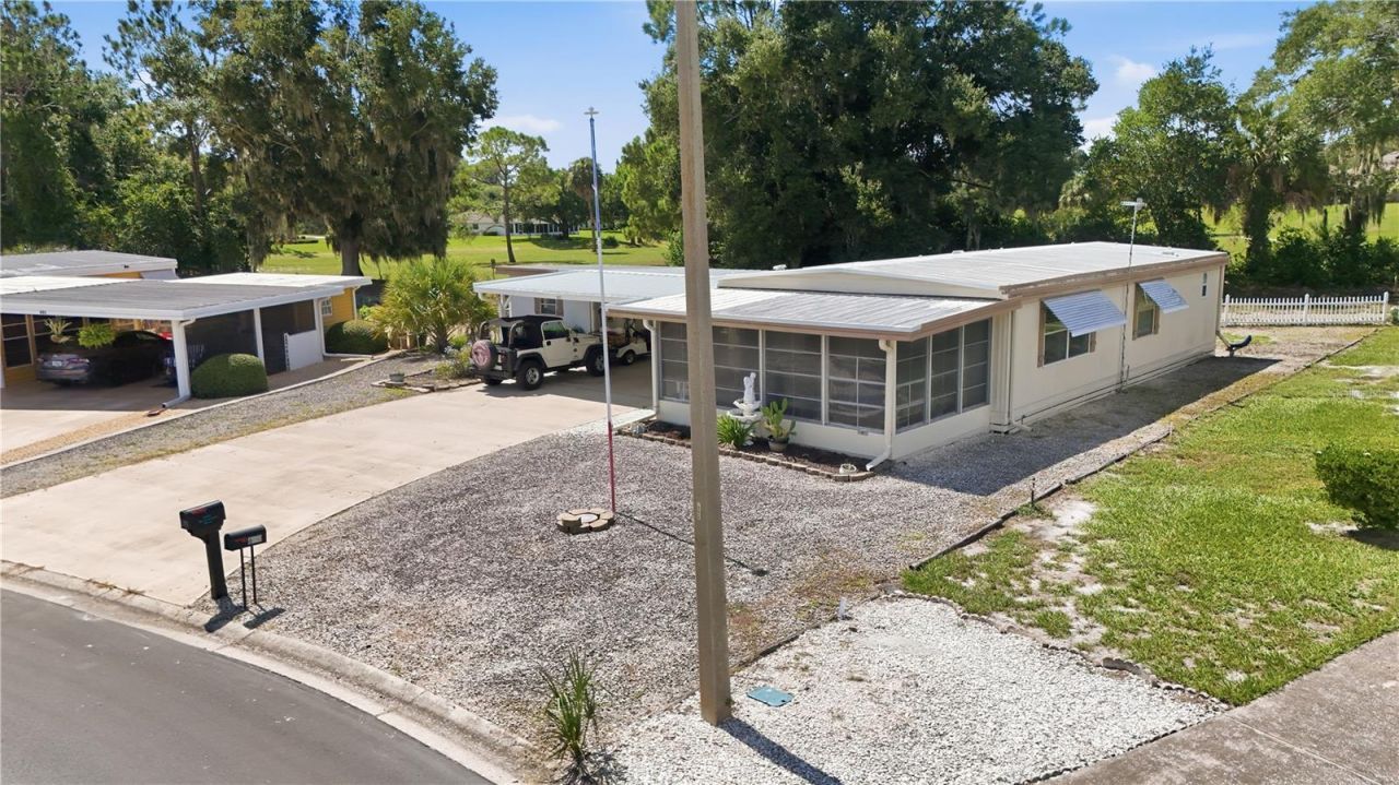 695 Buccaneer Boulevard, Tavares, FL 32778 Photo