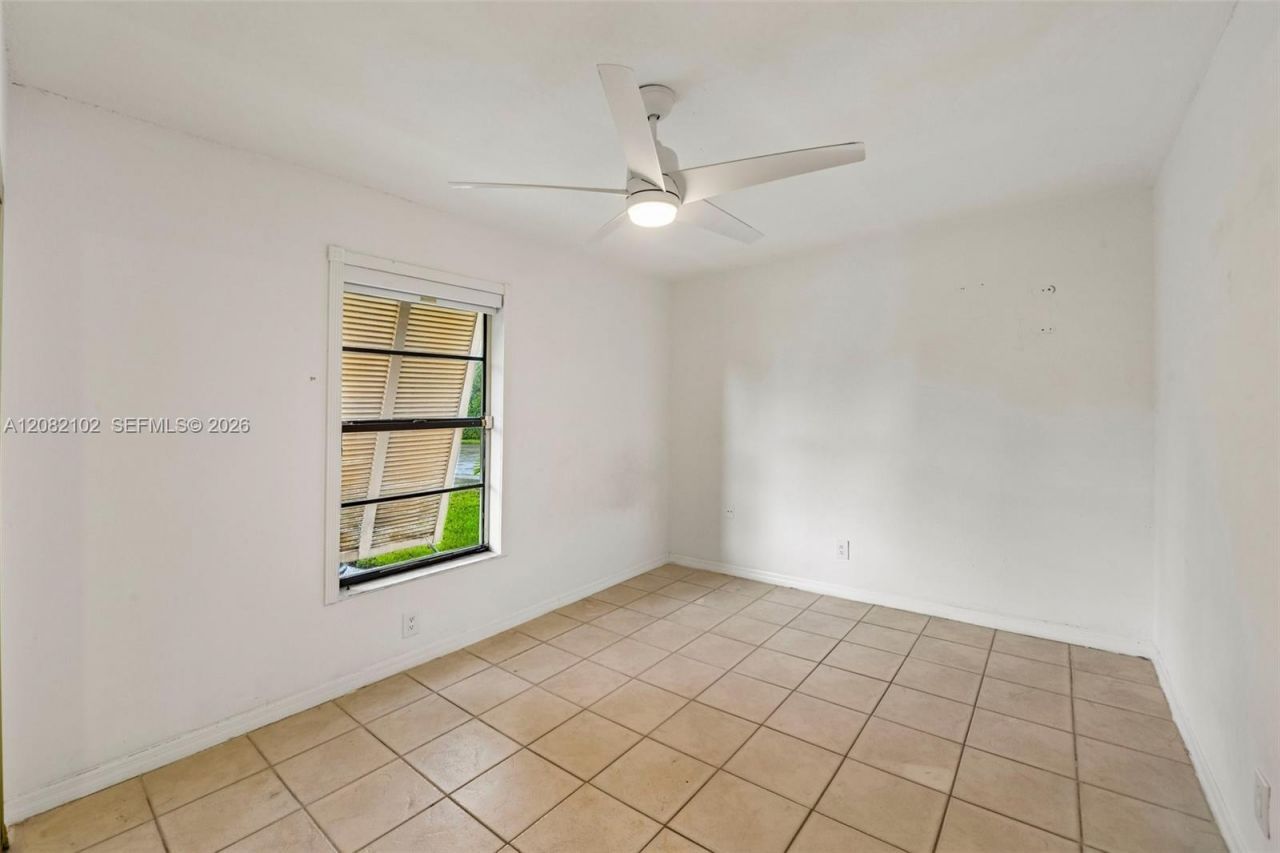 13130 SW 15th Ln, Miami, FL 33184 Photo