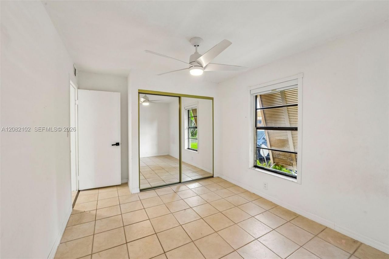 13130 SW 15th Ln, Miami, FL 33184 Photo