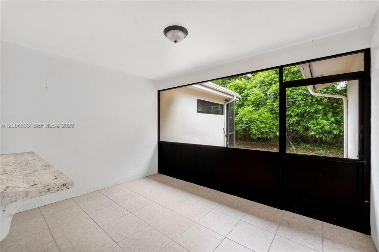 1410-1412 NW 93rd Ter, Coral Springs, FL 33071 Photo