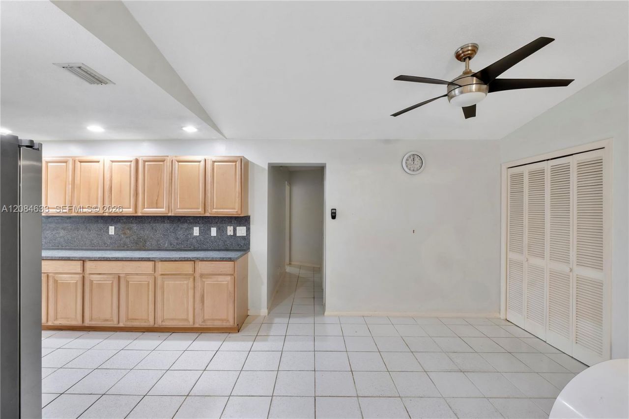 1410-1412 NW 93rd Ter, Coral Springs, FL 33071 Photo