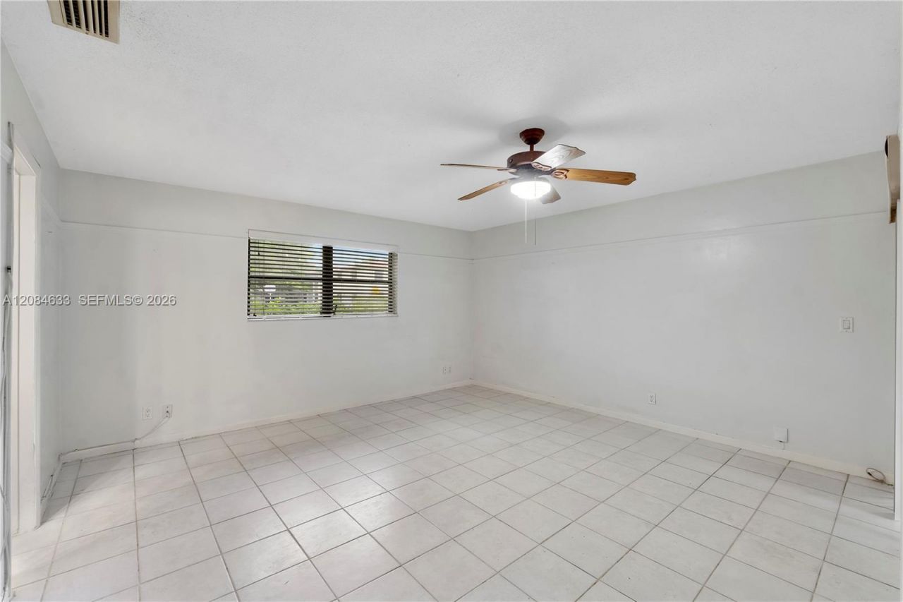 1410-1412 NW 93rd Ter, Coral Springs, FL 33071 Photo
