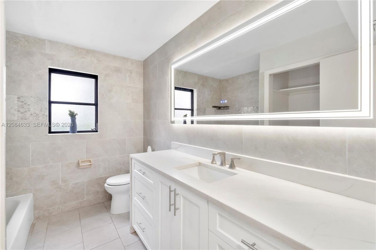 1410-1412 NW 93rd Ter, Coral Springs, FL 33071 Photo