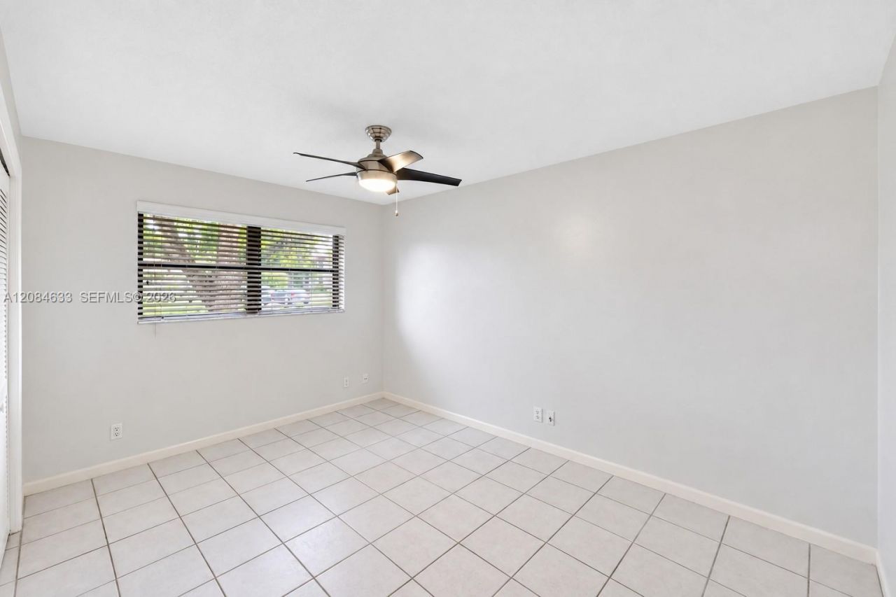 1410-1412 NW 93rd Ter, Coral Springs, FL 33071 Photo