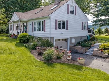 5674 Lake Road , Tully, NY 13159