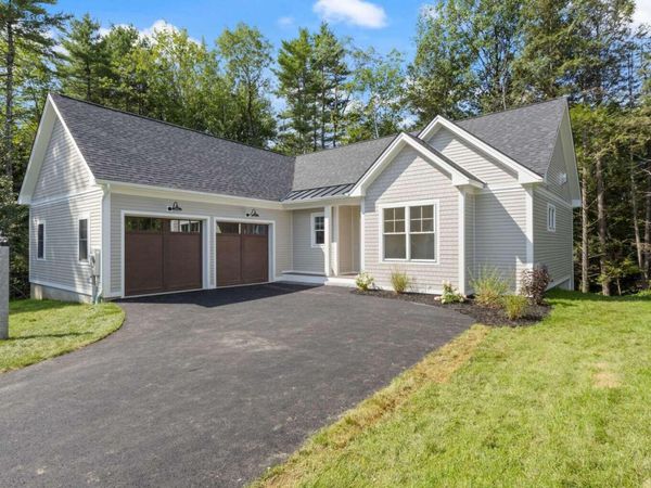 5 Peaks Lane , Cumberland, ME 04021