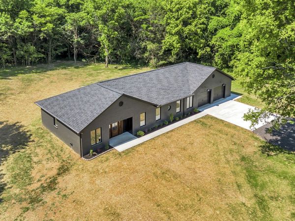 3557 Mooresville Hwy , Culleoka, TN 38451
