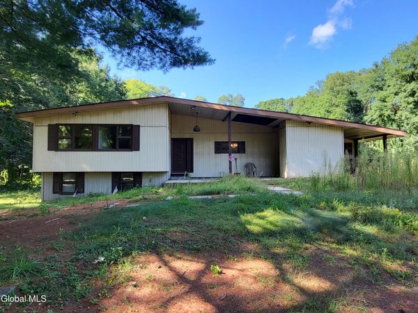639 Mac Elroy Road, Ballston Lake, NY 12019
