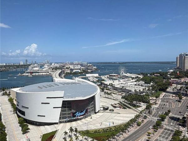 888 Biscayne Blvd , Unit 2702, Miami, FL 33132