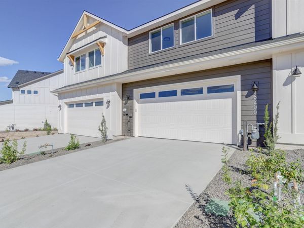 6294 N Holly Springs Ln, Eagle, ID 83616