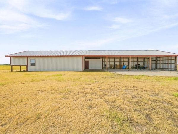 323 Slaughter , Megargel, TX 76370