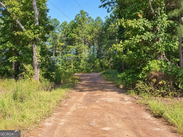 818 Rock Quarry Road, Yatesville, GA 31097