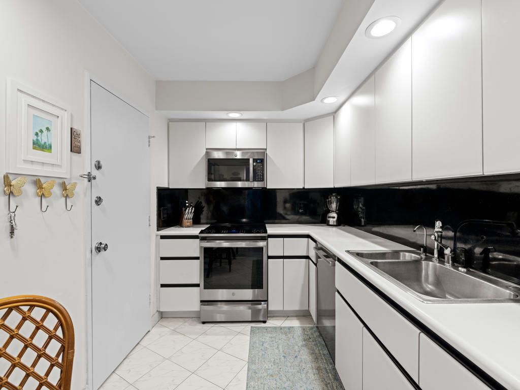 2295 S Ocean Boulevard, Unit 314, Palm Beach, FL 33480 Photo