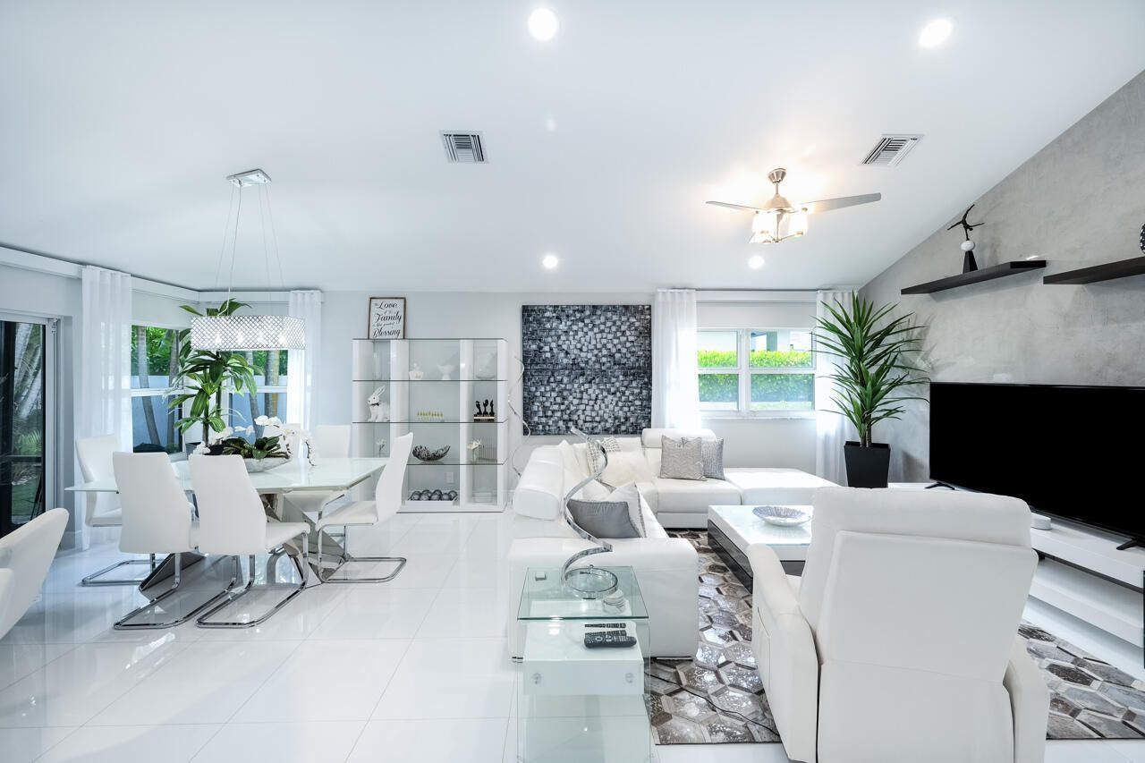 2081 NW 52nd Street, Boca Raton, FL 33496 Photo