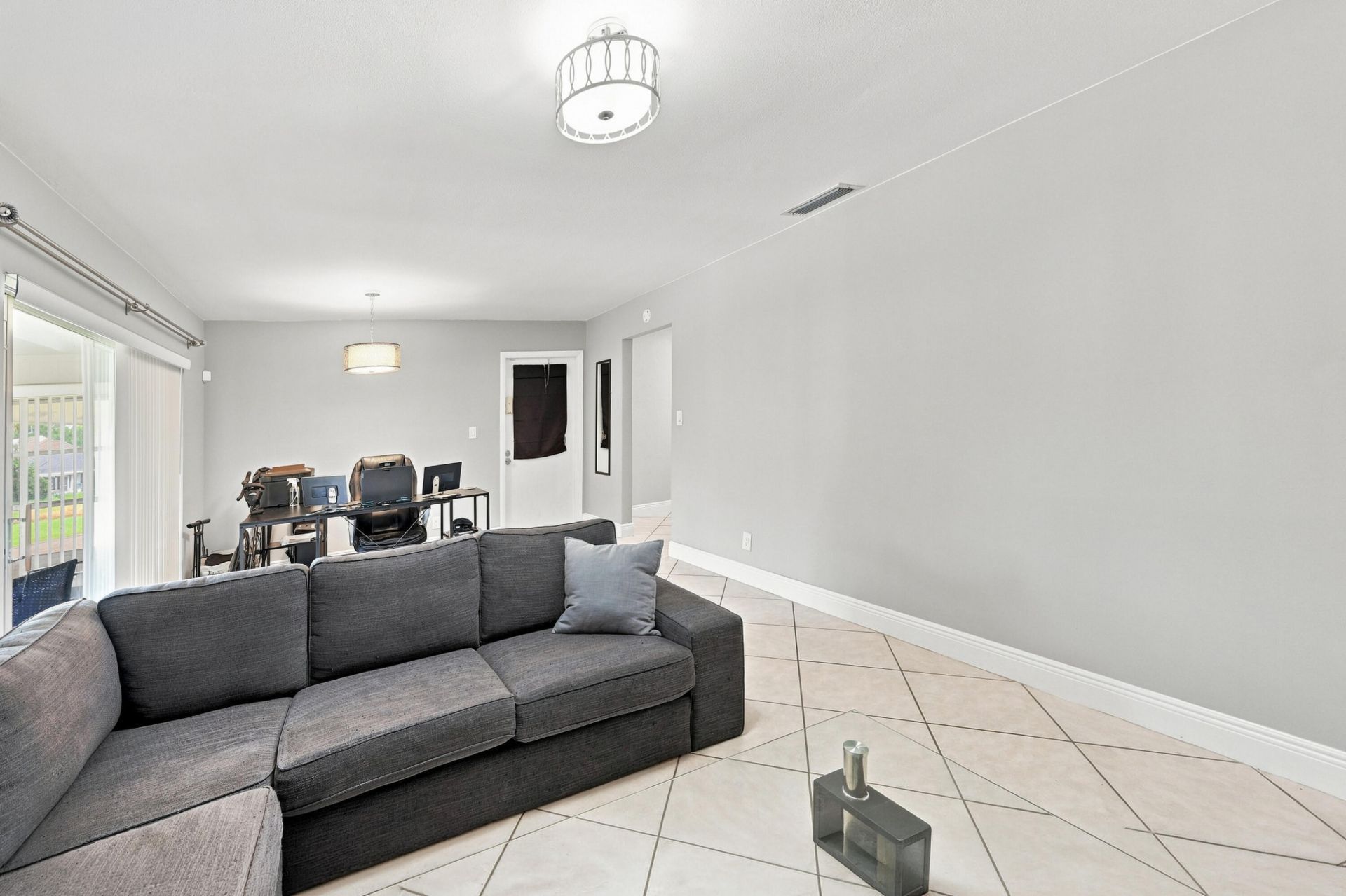 380 E Laurel Drive, Unit 5D, Margate, FL 33063 Photo