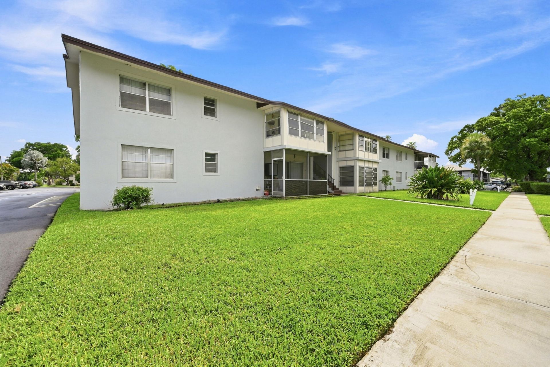 380 E Laurel Drive, Unit 5D, Margate, FL 33063 Photo