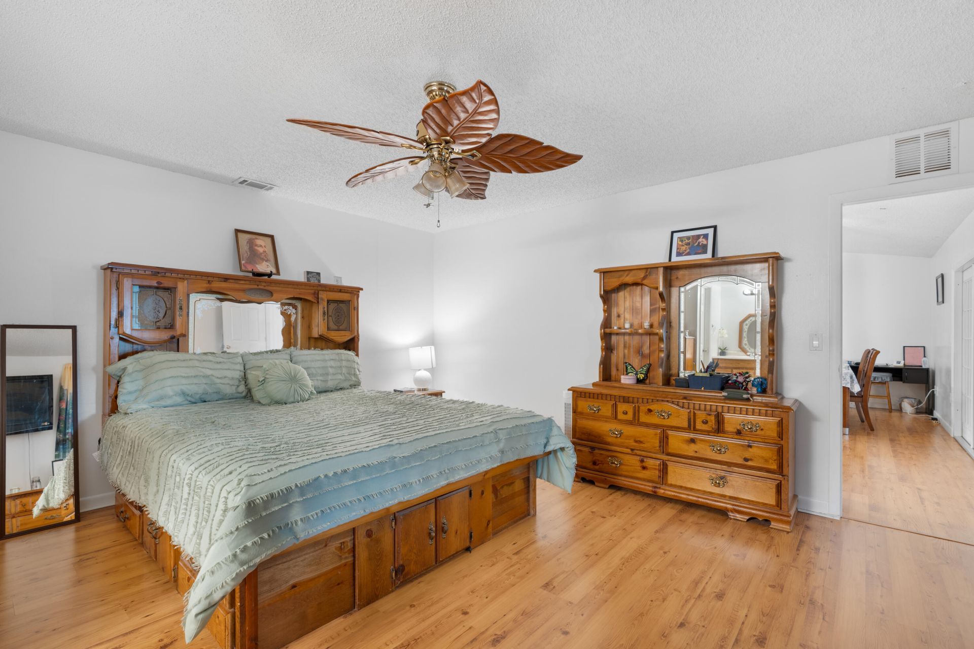 565 SW Cherryhill Road, Port Saint Lucie, FL 34953 Photo