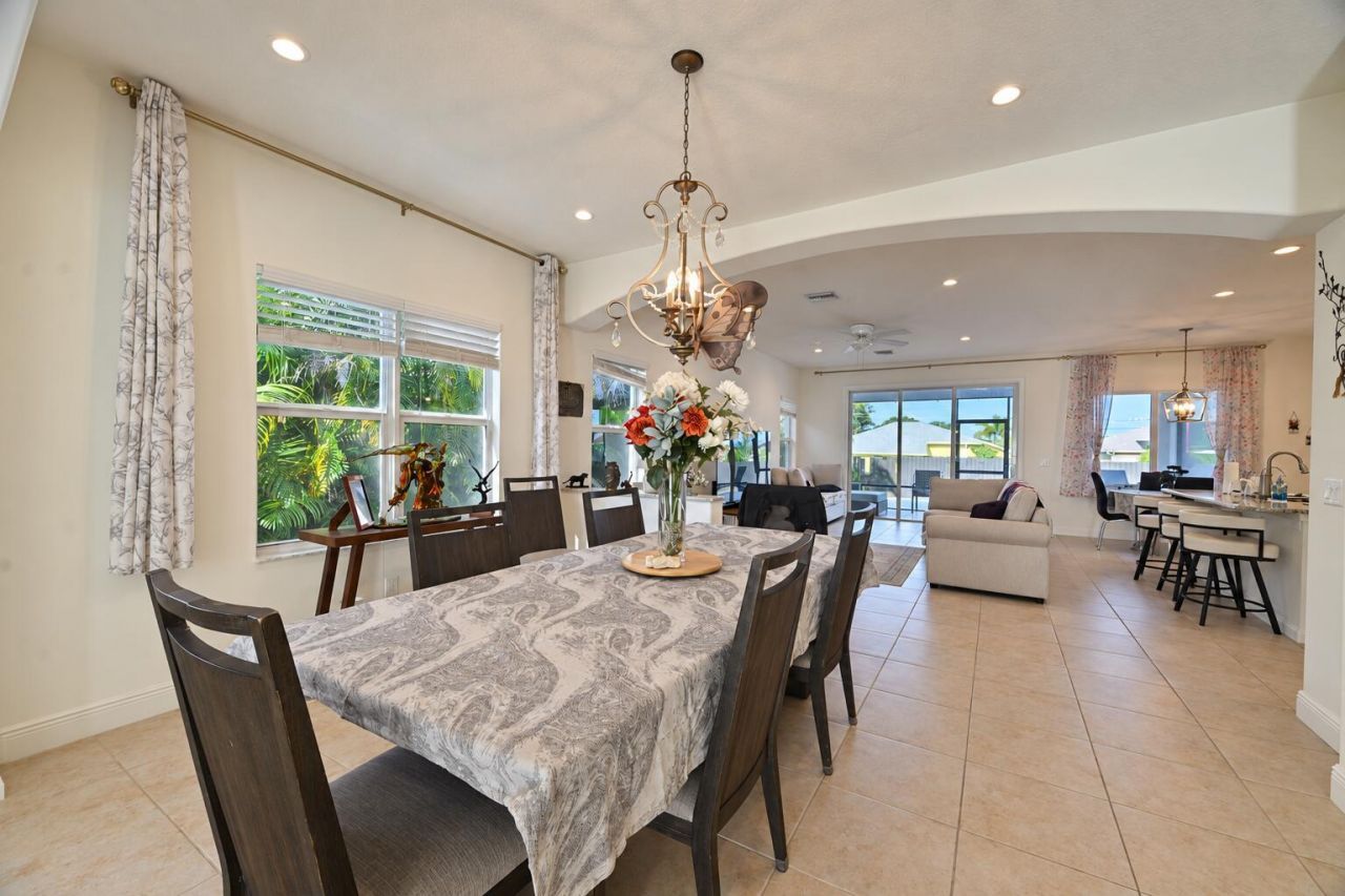 2449 SW Gay Circle, Port Saint Lucie, FL 34953 Photo