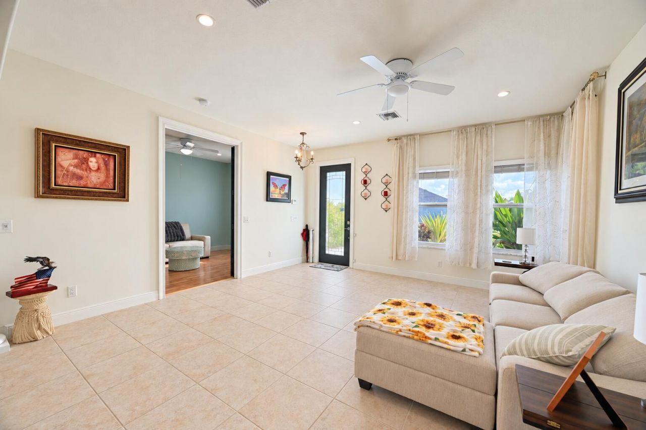 2449 SW Gay Circle, Port Saint Lucie, FL 34953 Photo