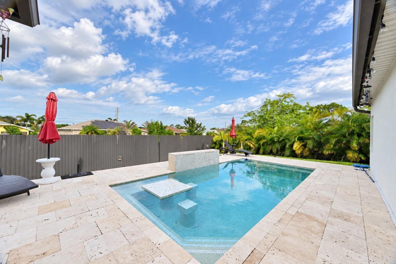 2449 SW Gay Circle, Port Saint Lucie, FL 34953 Photo