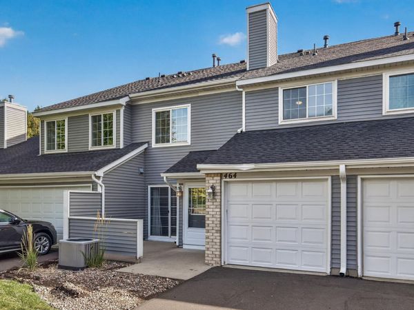 464 Heartland Court , Chanhassen, MN 55317