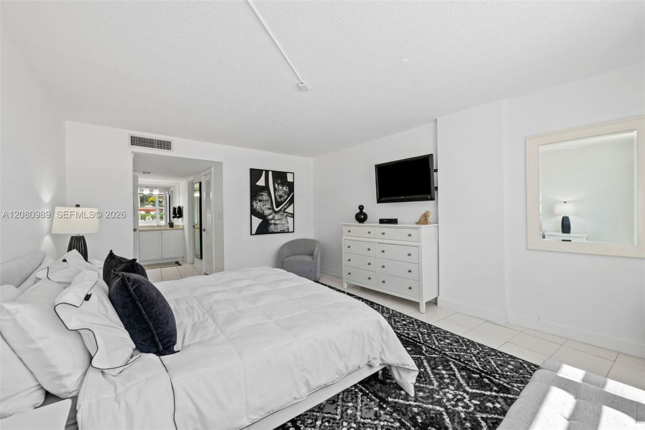 328 N Ocean Blvd, Unit 104, Pompano Beach, FL 33062 Photo
